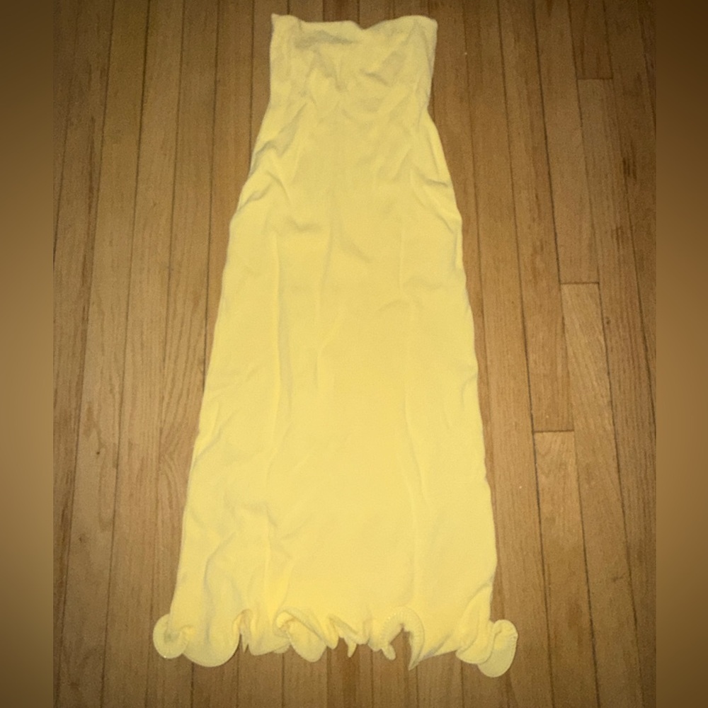 Same Elegant Yellow Dress